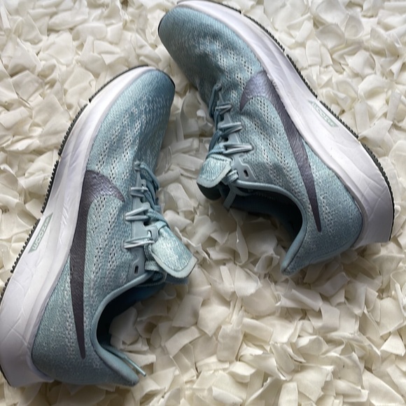 Nike Zoom light blue. - Picture 3 of 4